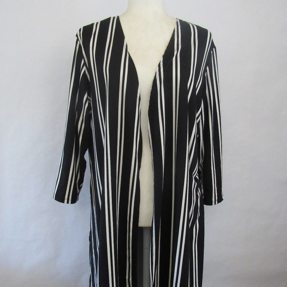 XL Black & White Long Duster/Sweater